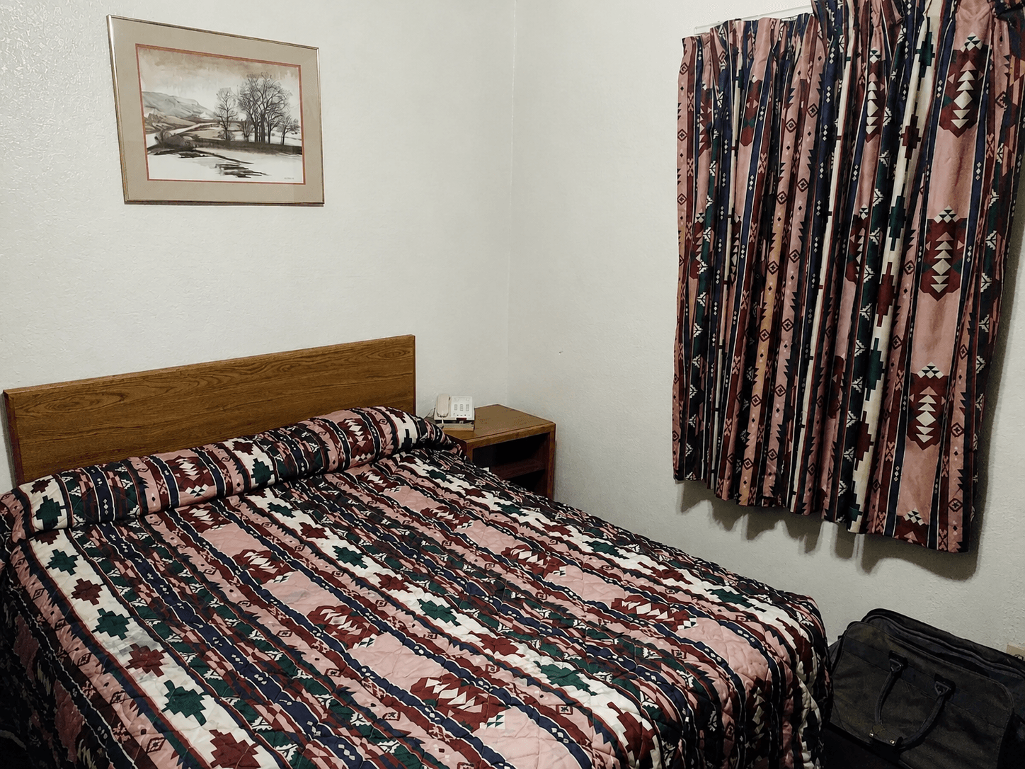 Americana Motel Premium Room Interior